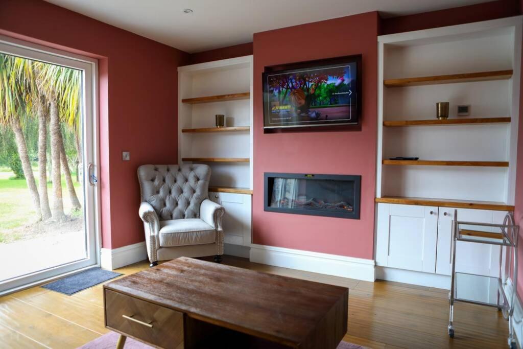 5* Self Catering Villa Nenagh Eksteriør bilde