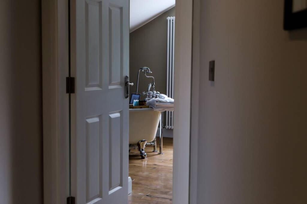 5* Self Catering Villa Nenagh Eksteriør bilde