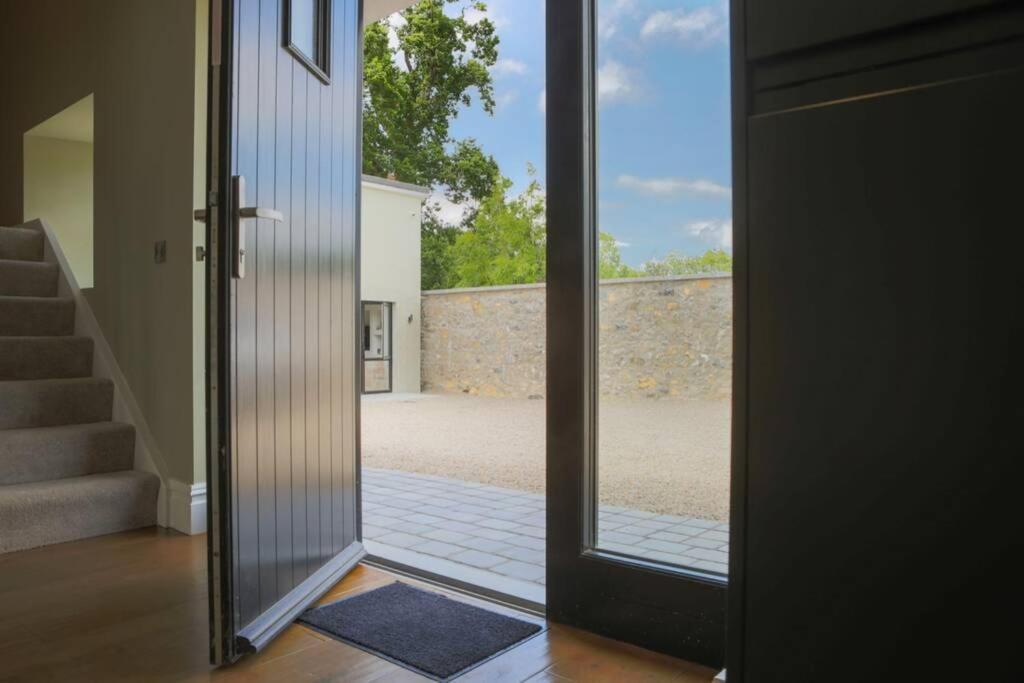 5* Self Catering Villa Nenagh Eksteriør bilde